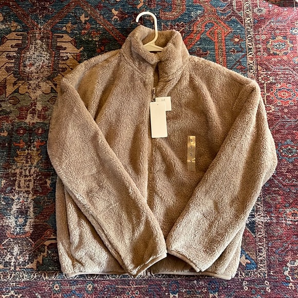 Uniqlo Jackets & Coats Nwt Uniqlo Fluffy Yarn Fleece Jacket Poshmark
